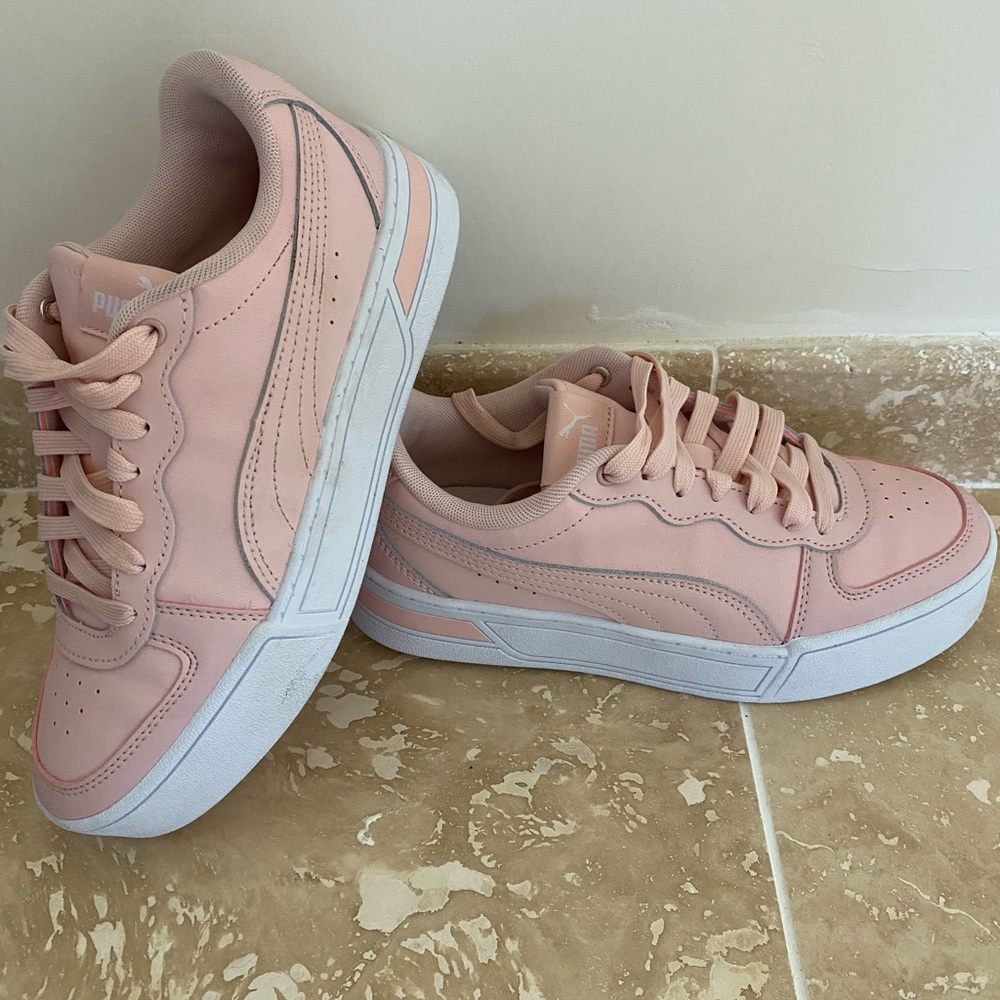 Pink Puma Shoes Size 6 - Picture 5 of 7